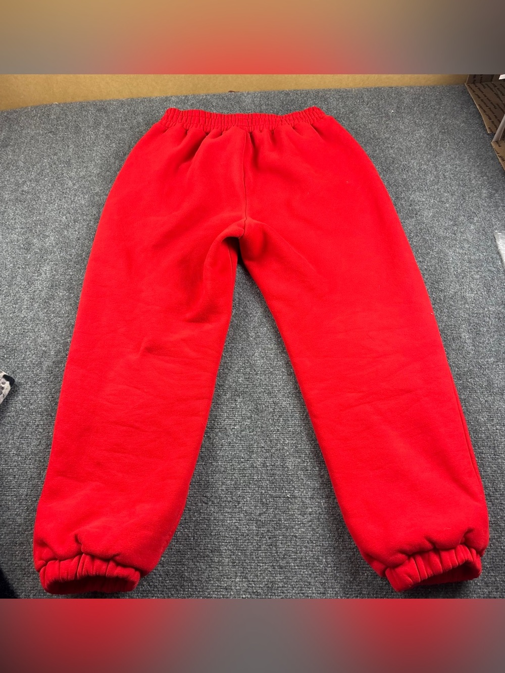 COMFRT Women’s Red Minimalist Sweatpants size: Large - Picture 3 of 9
